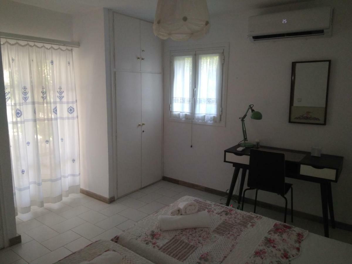 Agia Efimia House With Garden Near The Sea 아파트 외부 사진