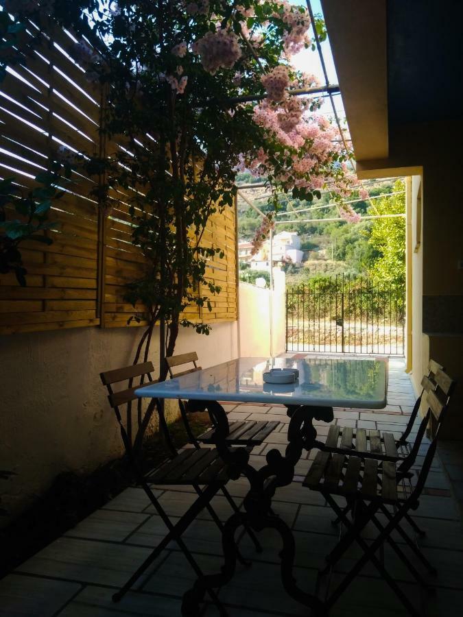 Agia Efimia House With Garden Near The Sea 아파트 외부 사진