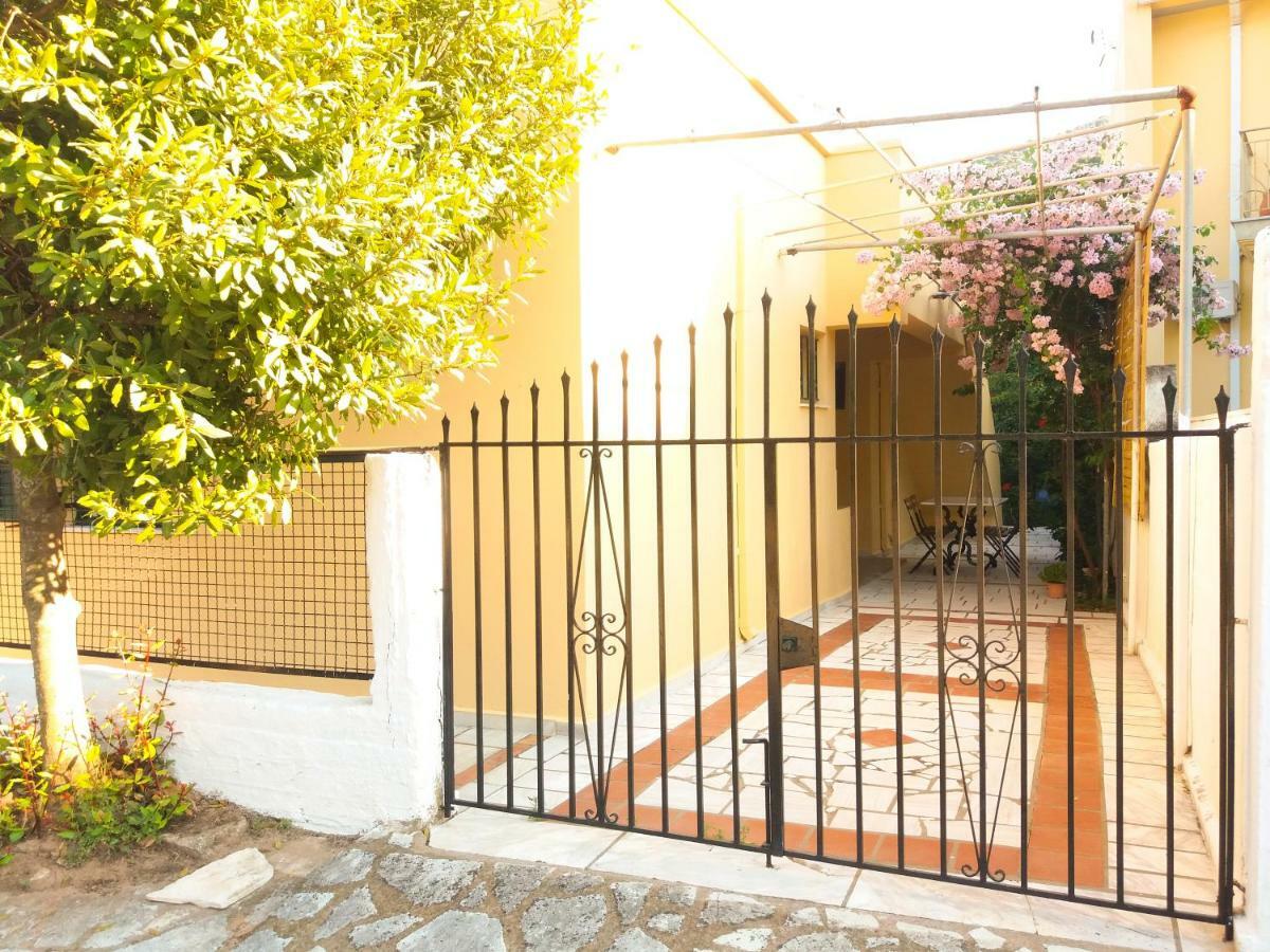 Agia Efimia House With Garden Near The Sea 아파트 외부 사진